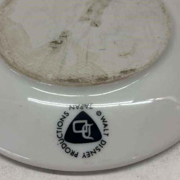 Vintage Walt Disney World Ashtray Cinderella Castle Japan 1970s Disney Parks - Picture 2 of 3